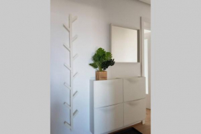 Living Home, apartament cu două dormitoare și două băi